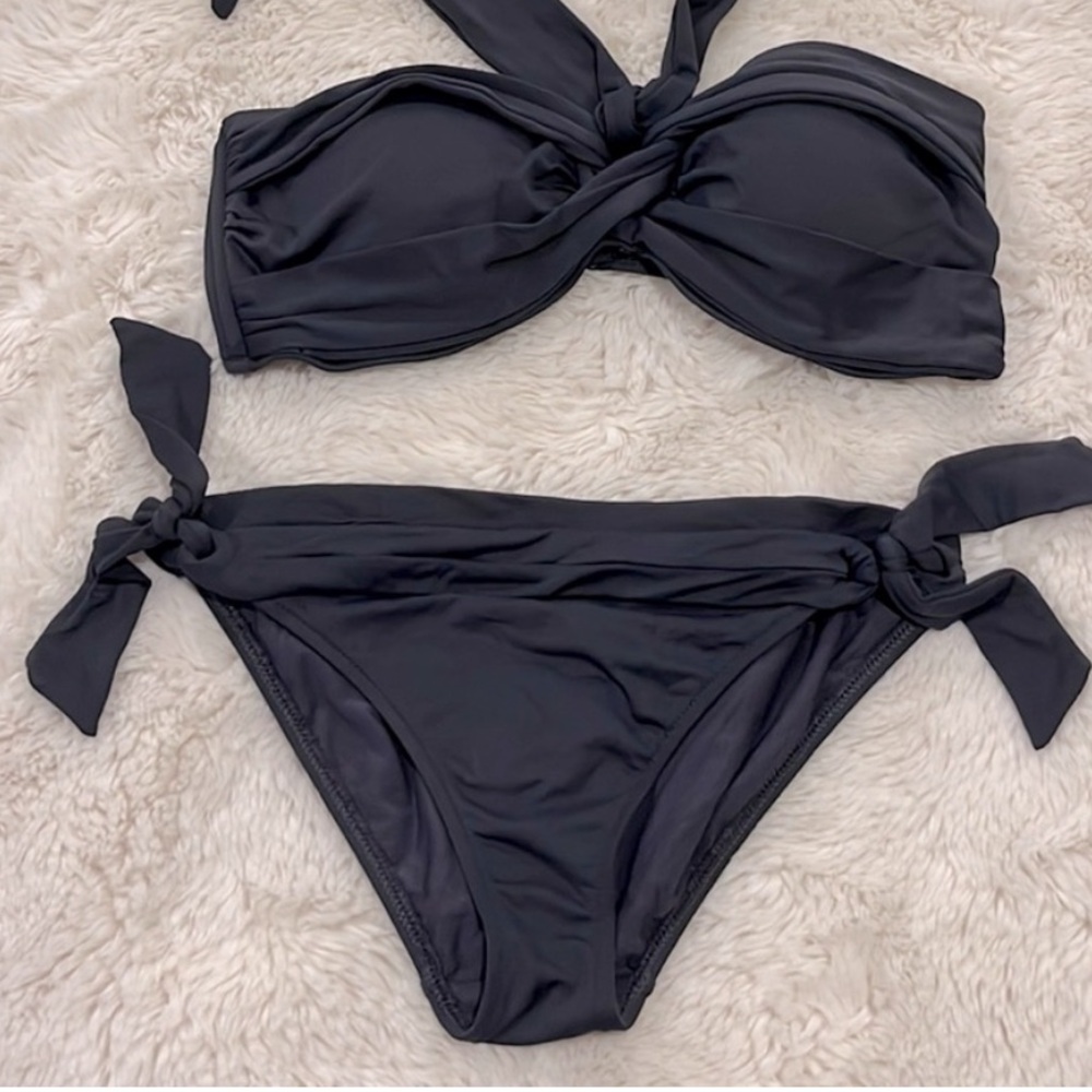 **BOTTOMS ONLY** separate listing for top. US size 10.